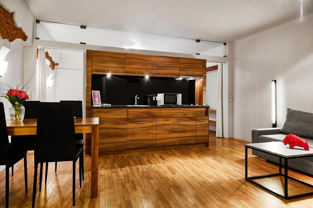 Krakow For You Main Square Apartments 3*,  ポーランド