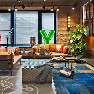 Hotel Moxy Praga